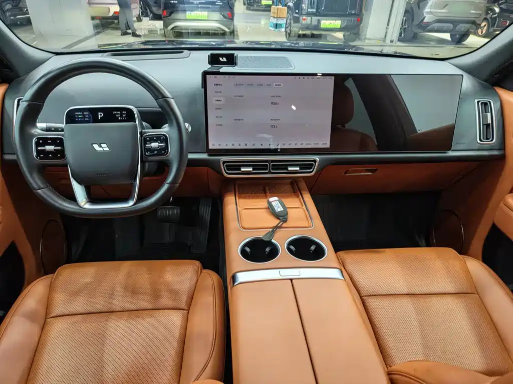 Li Auto L8 2023 Pro