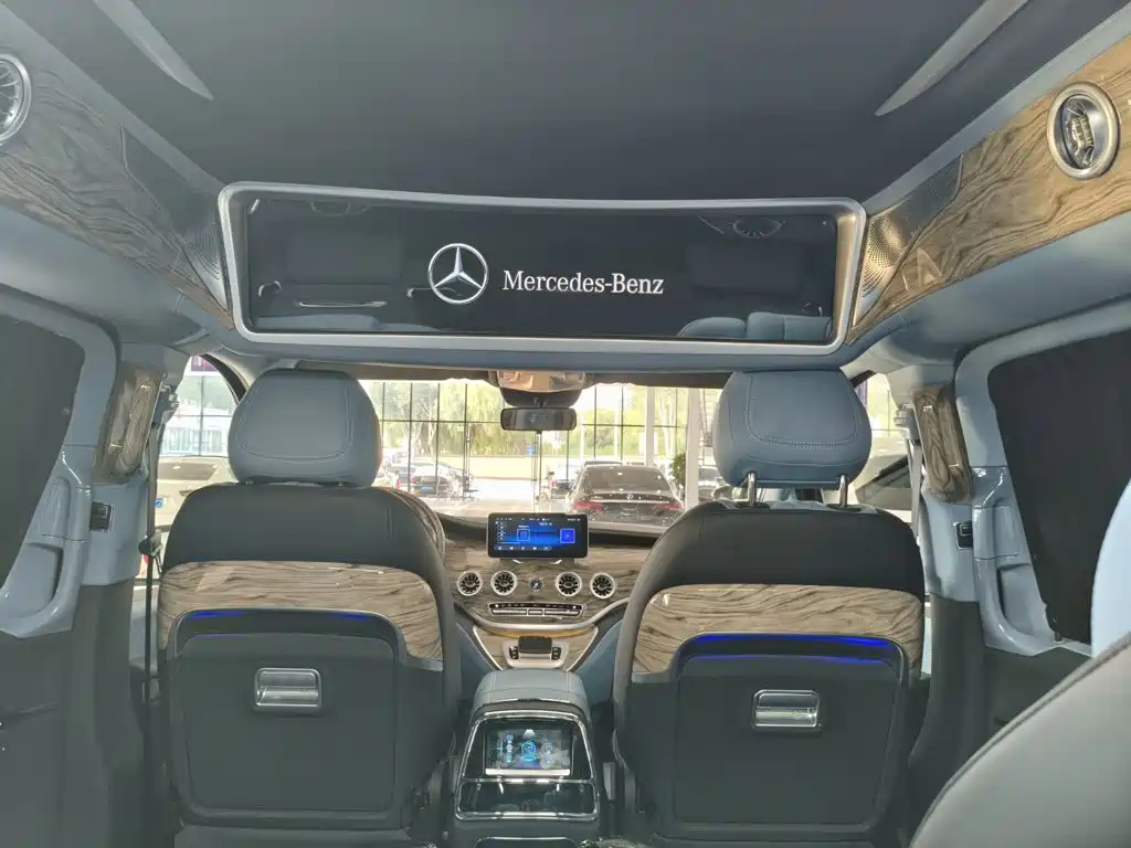 Mercedes-Benz Vito — миниатюра 13