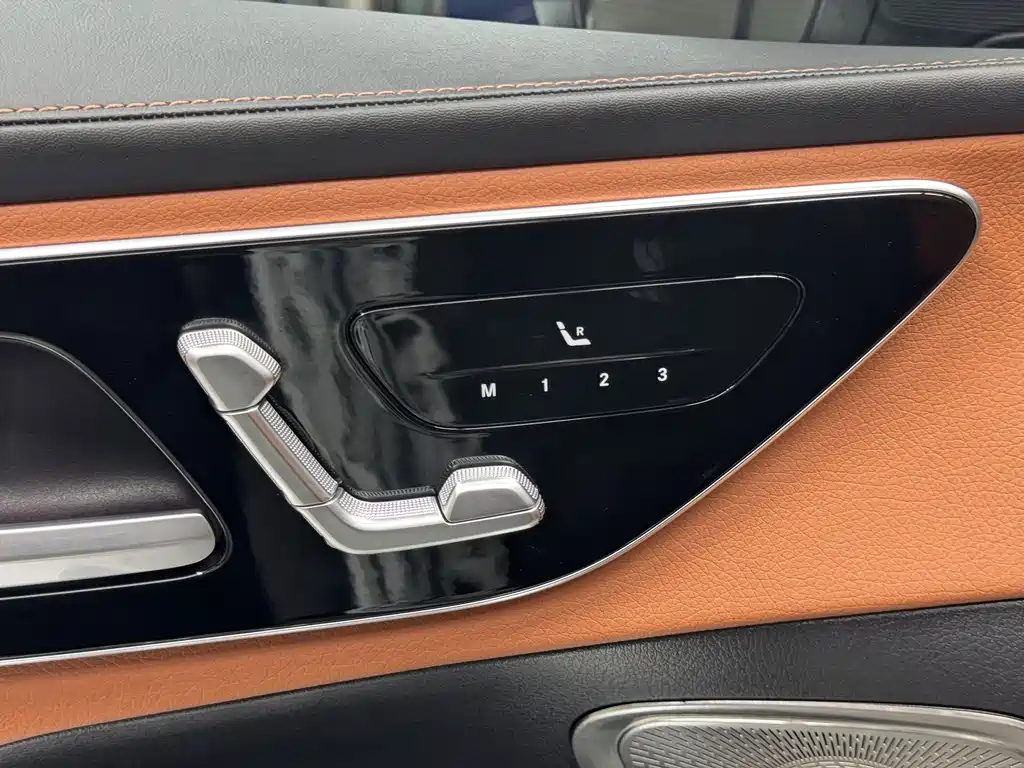 Mercedes-Benz GLC — миниатюра 15