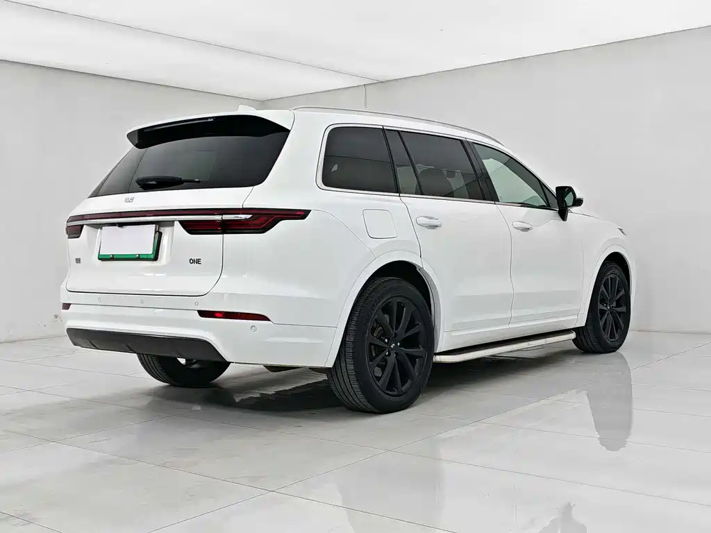 Li Auto ONE 2020 6 мест