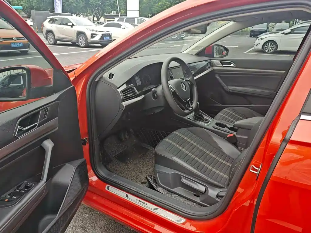 Volkswagen Lavida — миниатюра 13