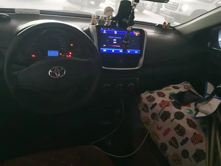 Toyota Yaris L — миниатюра 12