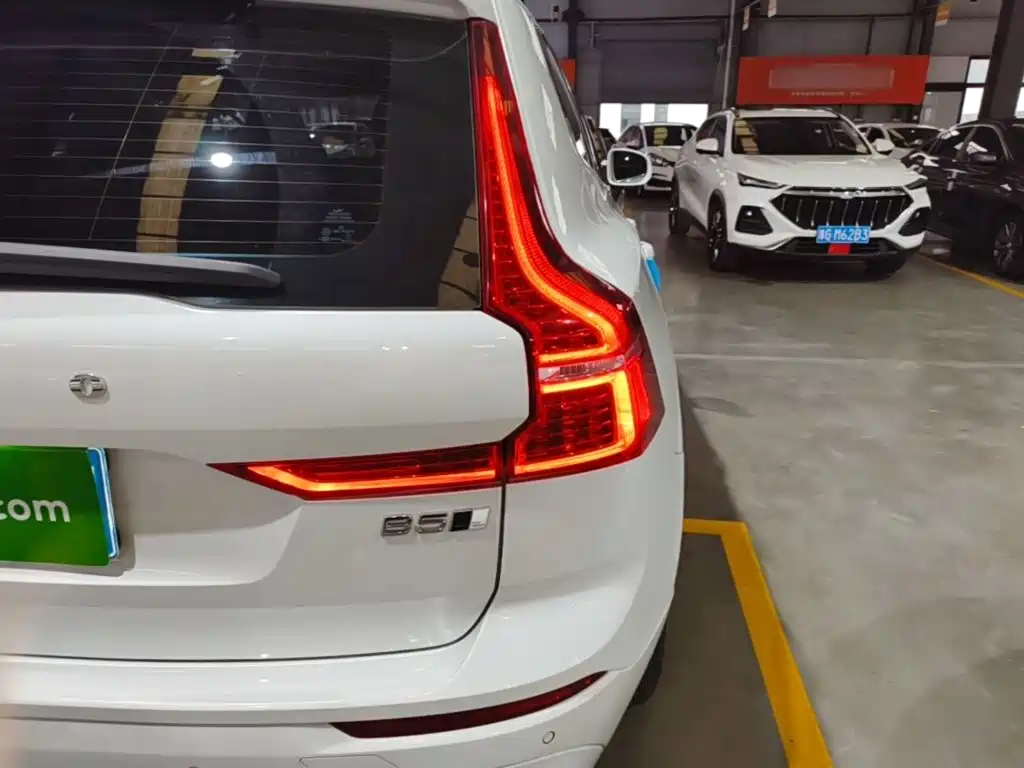 Volvo XC60 — миниатюра 8