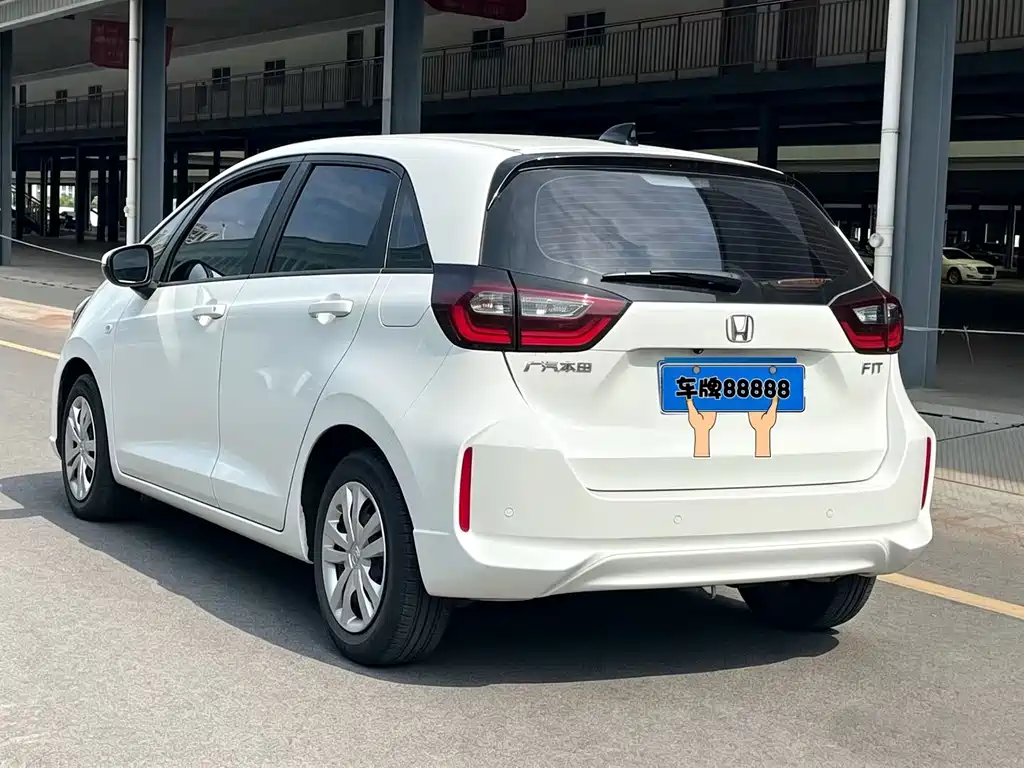 Honda Fit — миниатюра 7
