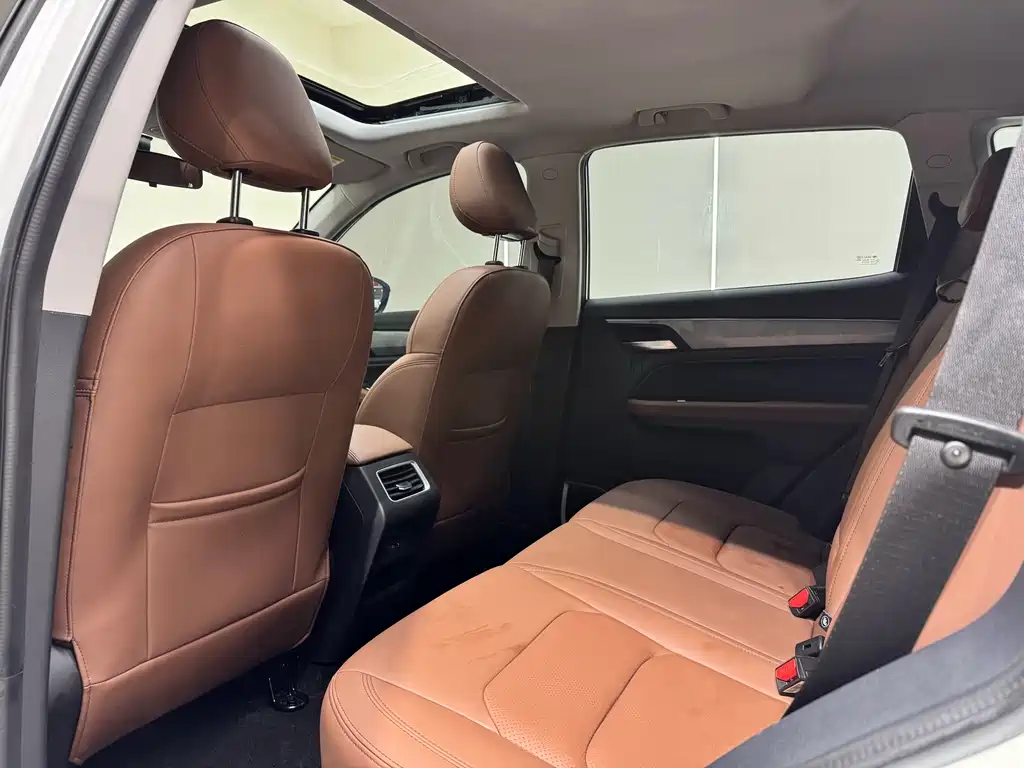 GEELY AUTOMOBILE VISION X6