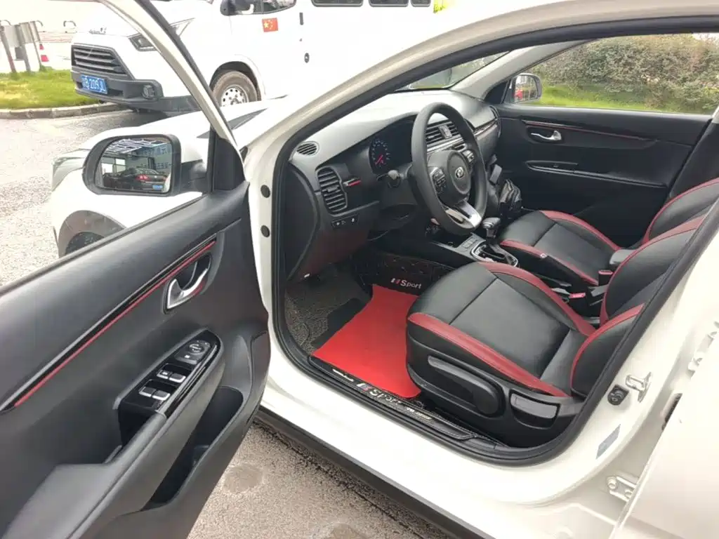 Kia KX Cross — миниатюра 16
