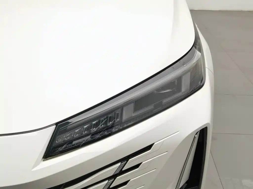 Changan Eado — миниатюра 7