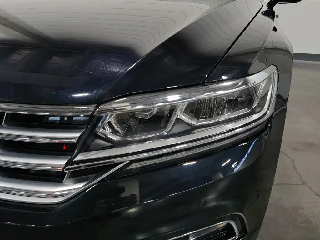 Volkswagen Phideon — миниатюра 7