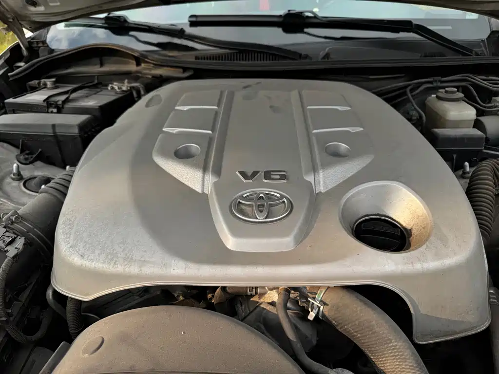Toyota Reiz — миниатюра 8
