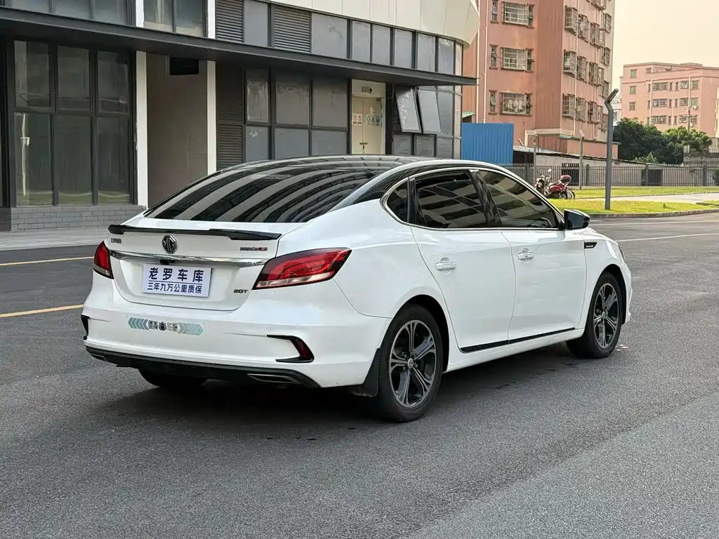 MG MG6 — миниатюра 9