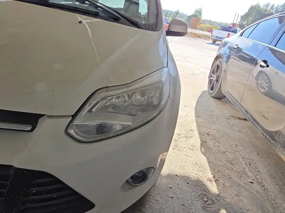 Ford Focus — миниатюра 5