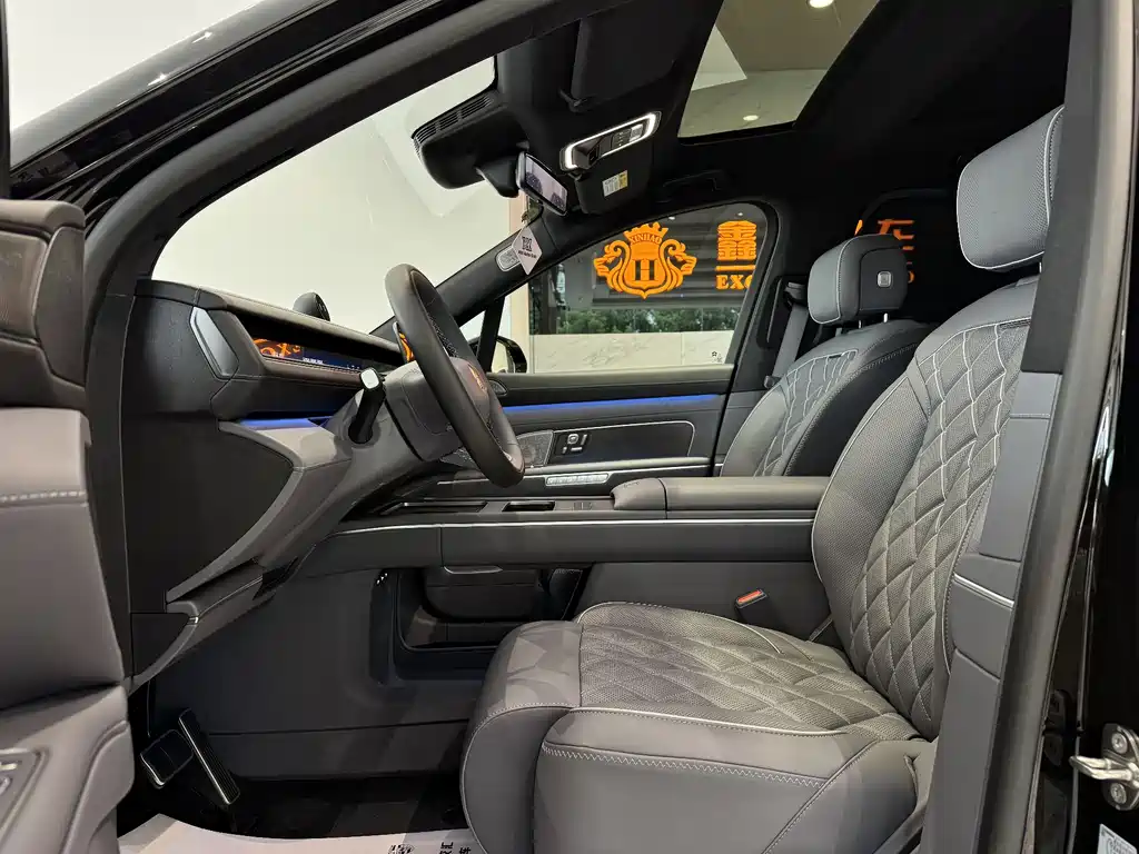 NIO ES8 2026 мест Executive