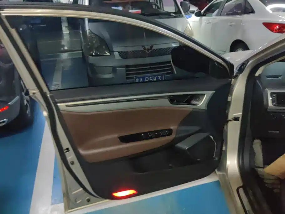 Geely Emgrand GL — миниатюра 7