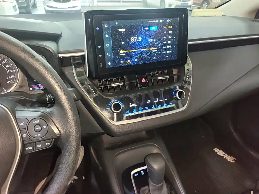 Toyota Corolla — миниатюра 13