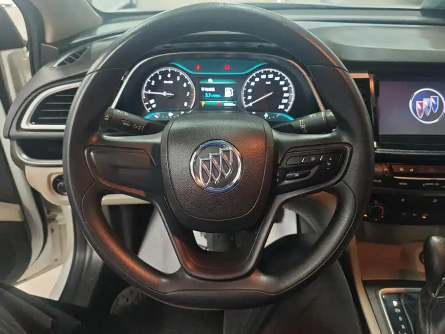 Buick Excelle — миниатюра 15