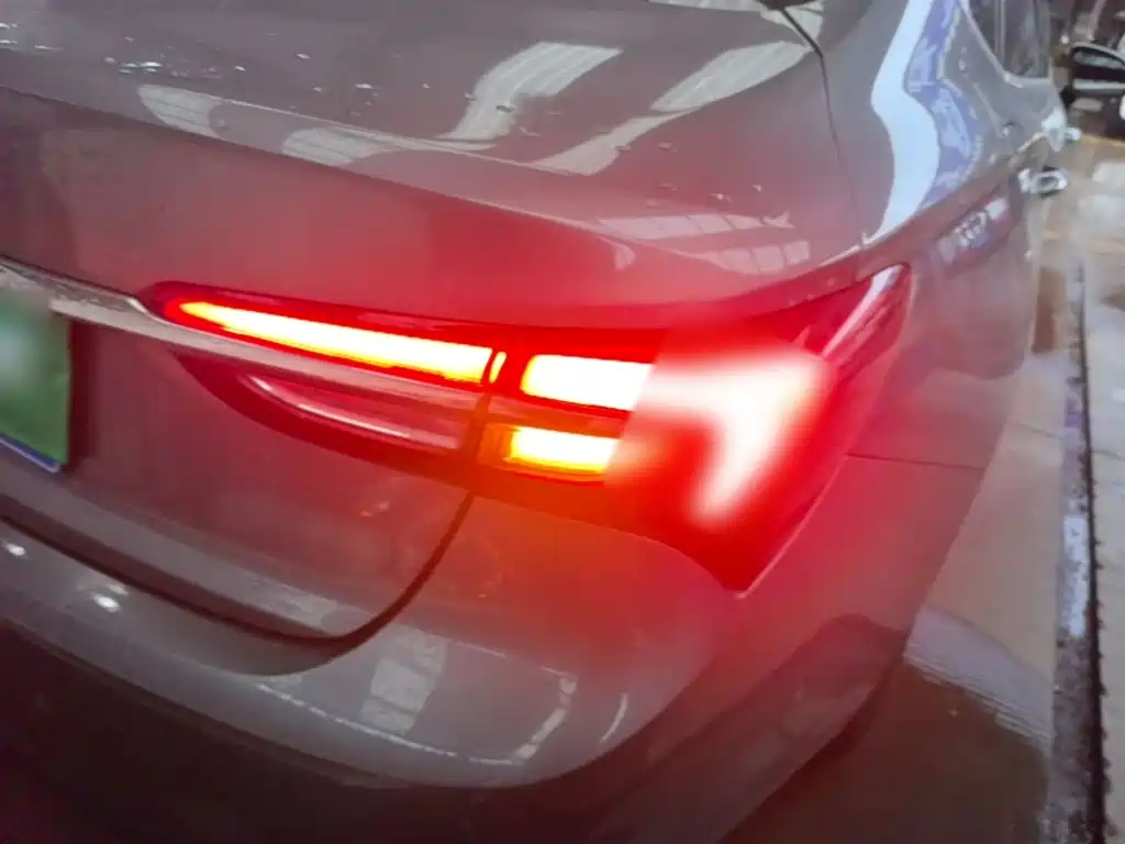 Buick Verano — миниатюра 8