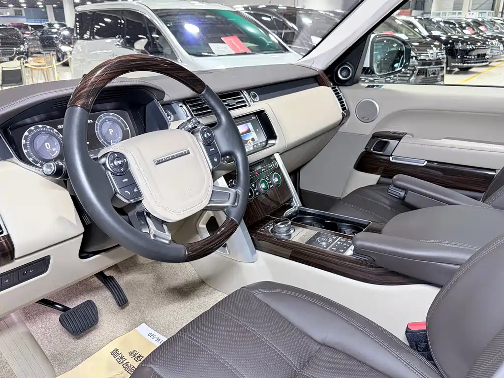 Land Rover Range Rover — миниатюра 4