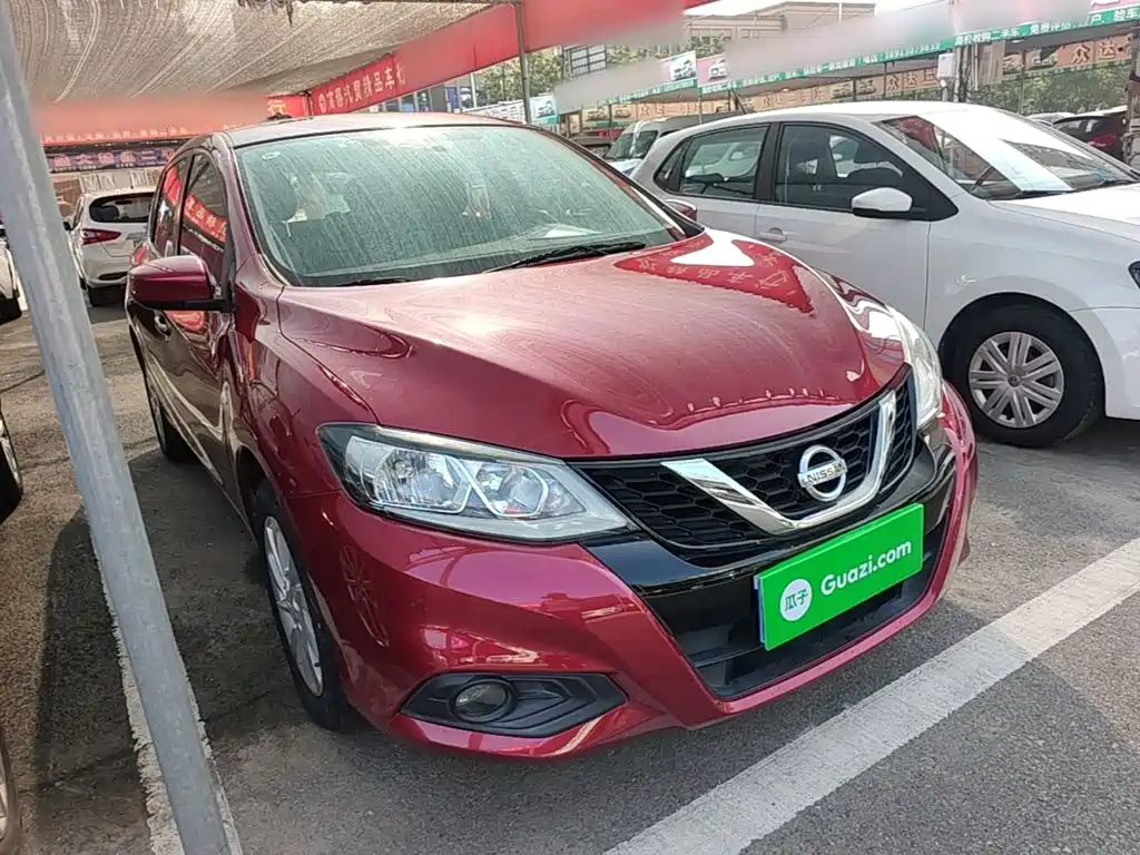 Nissan Tiida — миниатюра 4