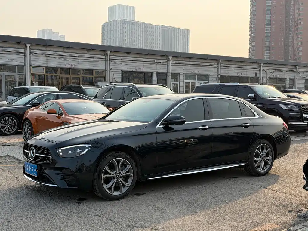 Mercedes-Benz E-Class 2021