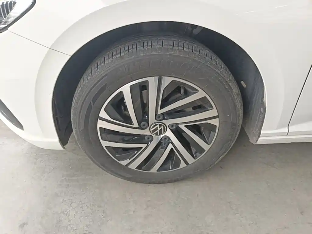 Volkswagen Lavida — миниатюра 23