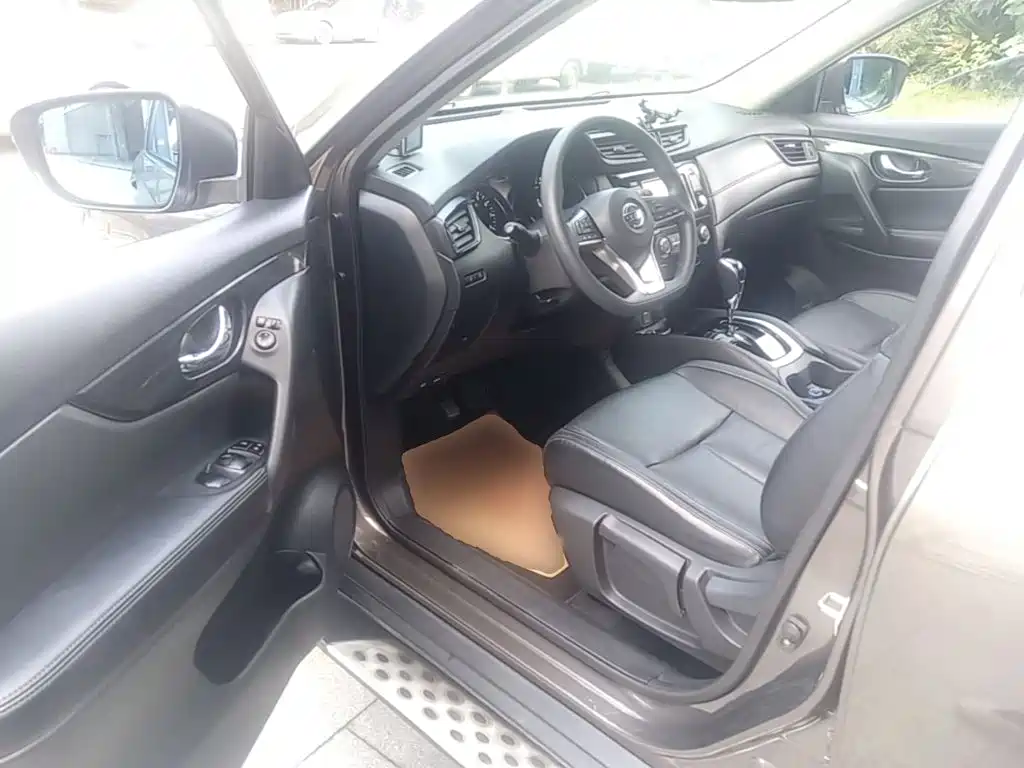 Nissan X-Trail — миниатюра 16