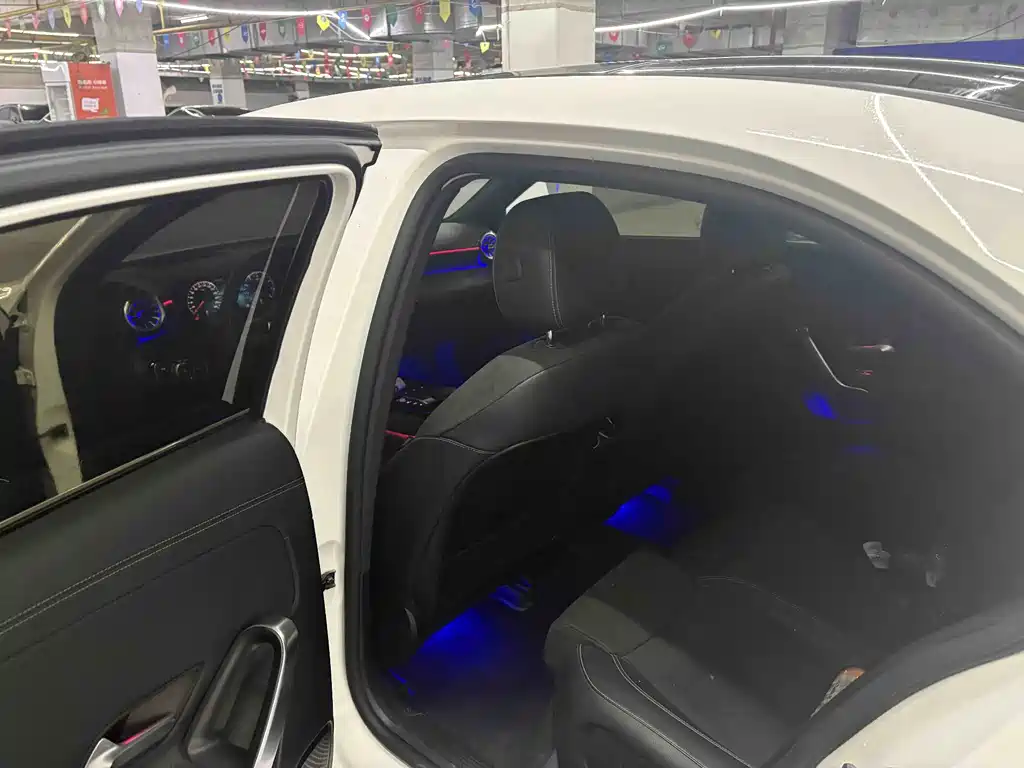 MERCEDES-BENZ A CLASS