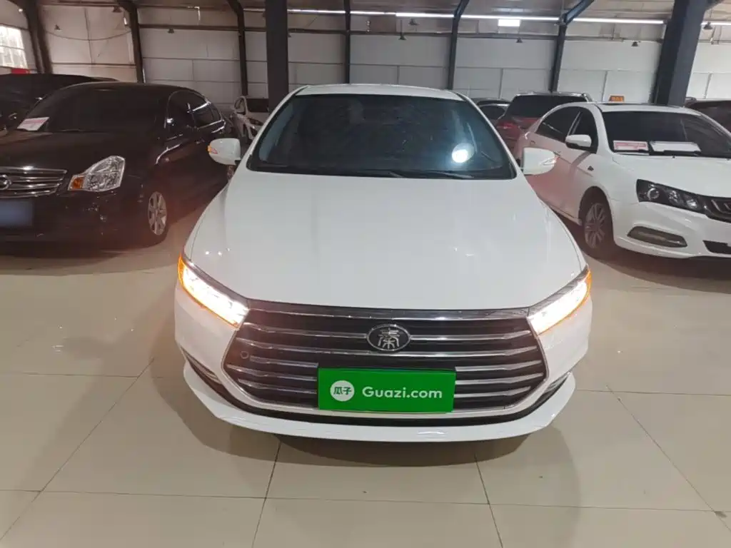 BYD Qin — миниатюра 3