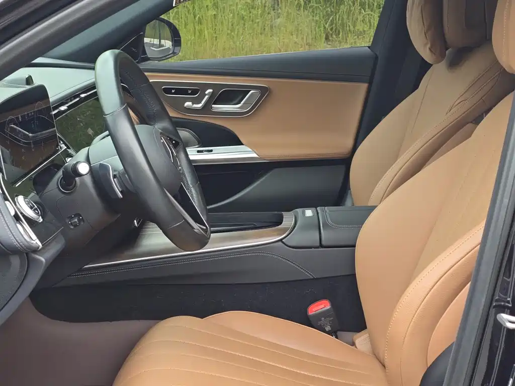 Mercedes-Benz E-Class E 2024 E 300 L Luxury