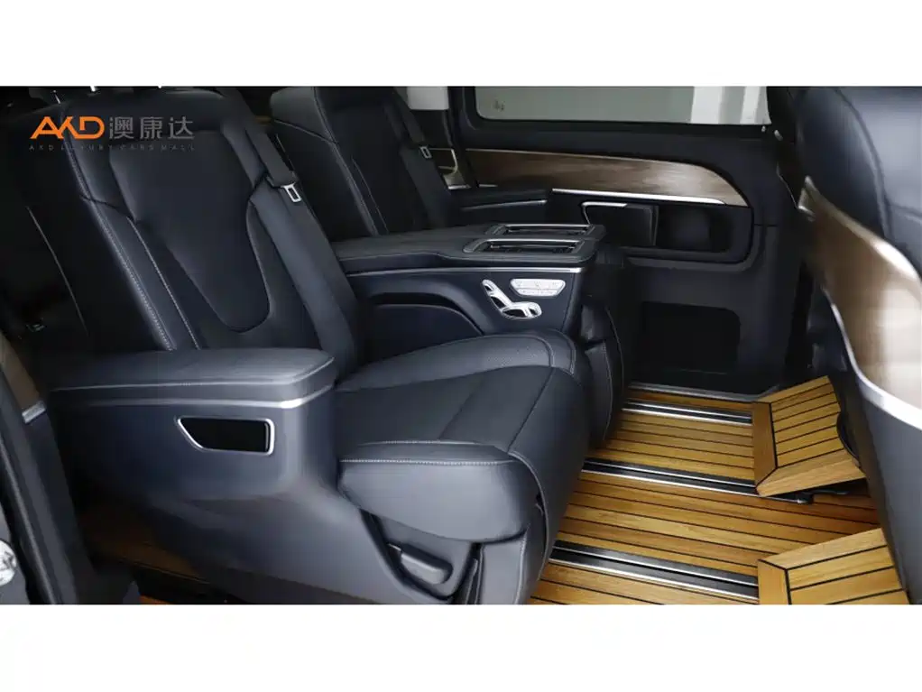 Mercedes-Benz V-Class — миниатюра 8