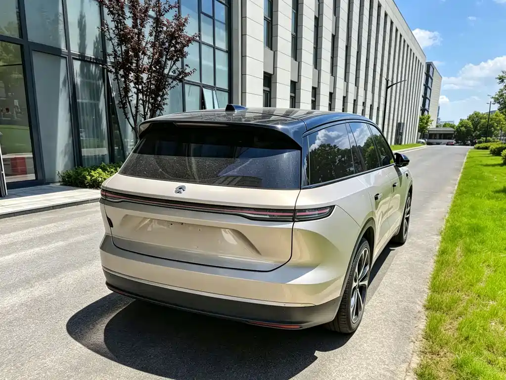 NIO ES8 2023 100kWh