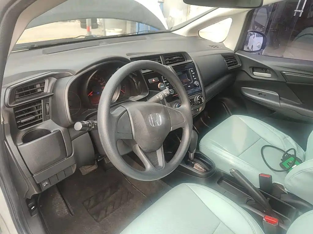 Honda Fit — миниатюра 11