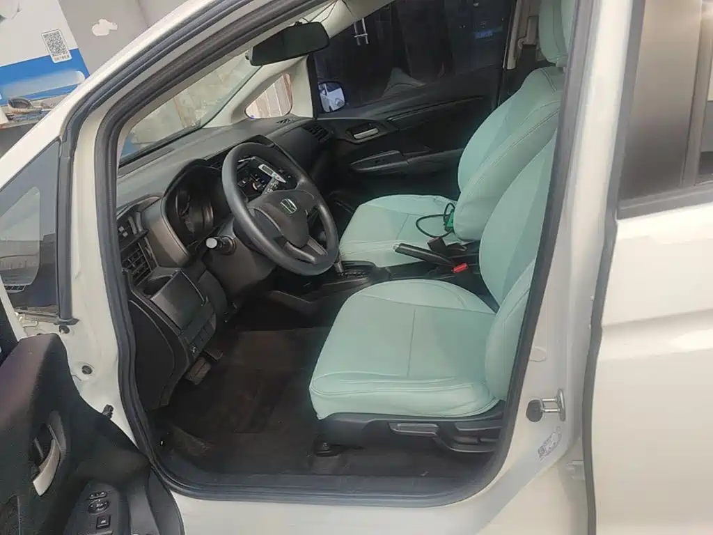 Honda Fit — миниатюра 15