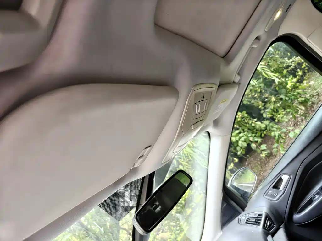 Ford Kuga — миниатюра 13