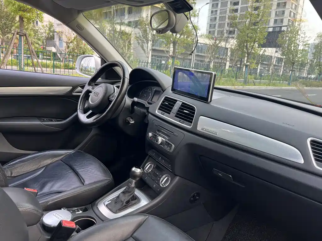 Audi Q3 — миниатюра 19