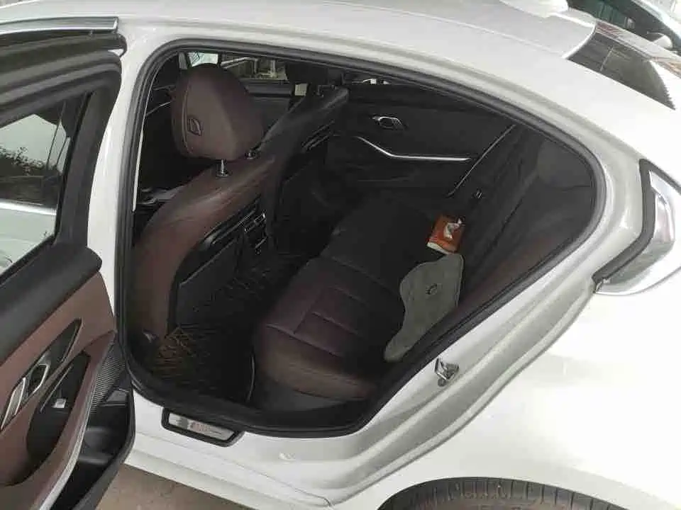 BMW 3 Series — миниатюра 4