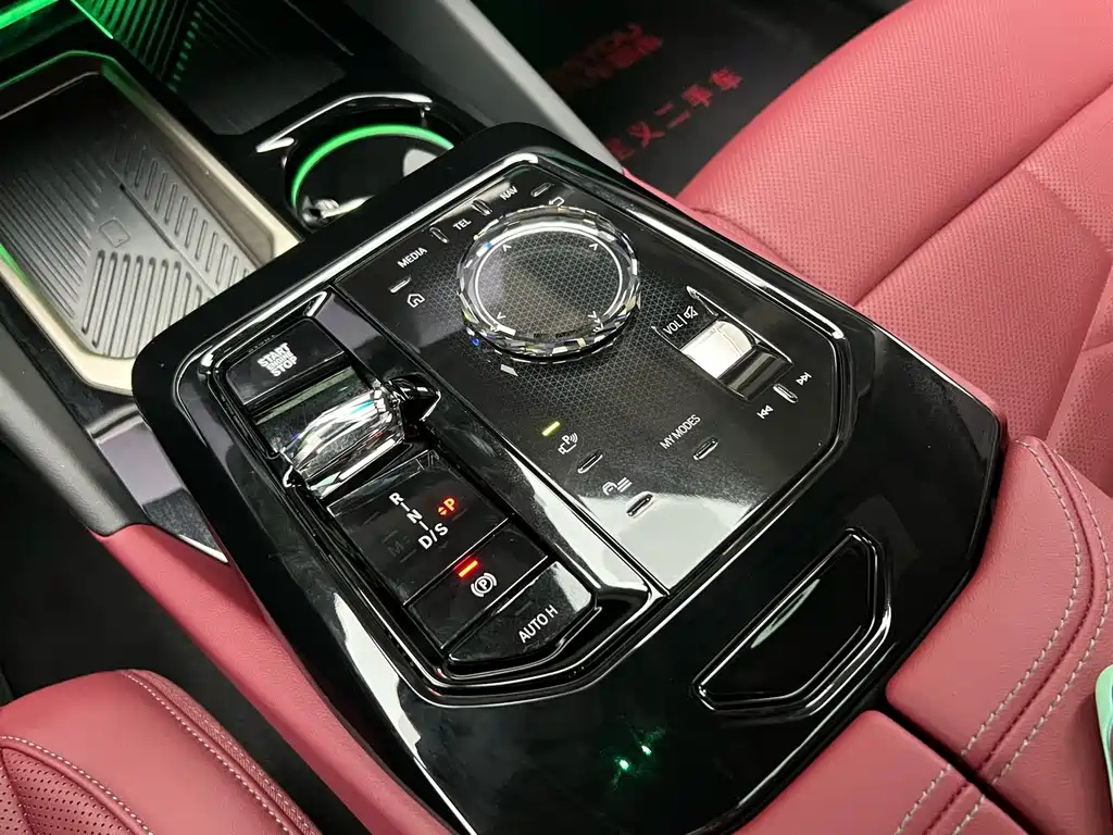 BMW 5 Series — миниатюра 15