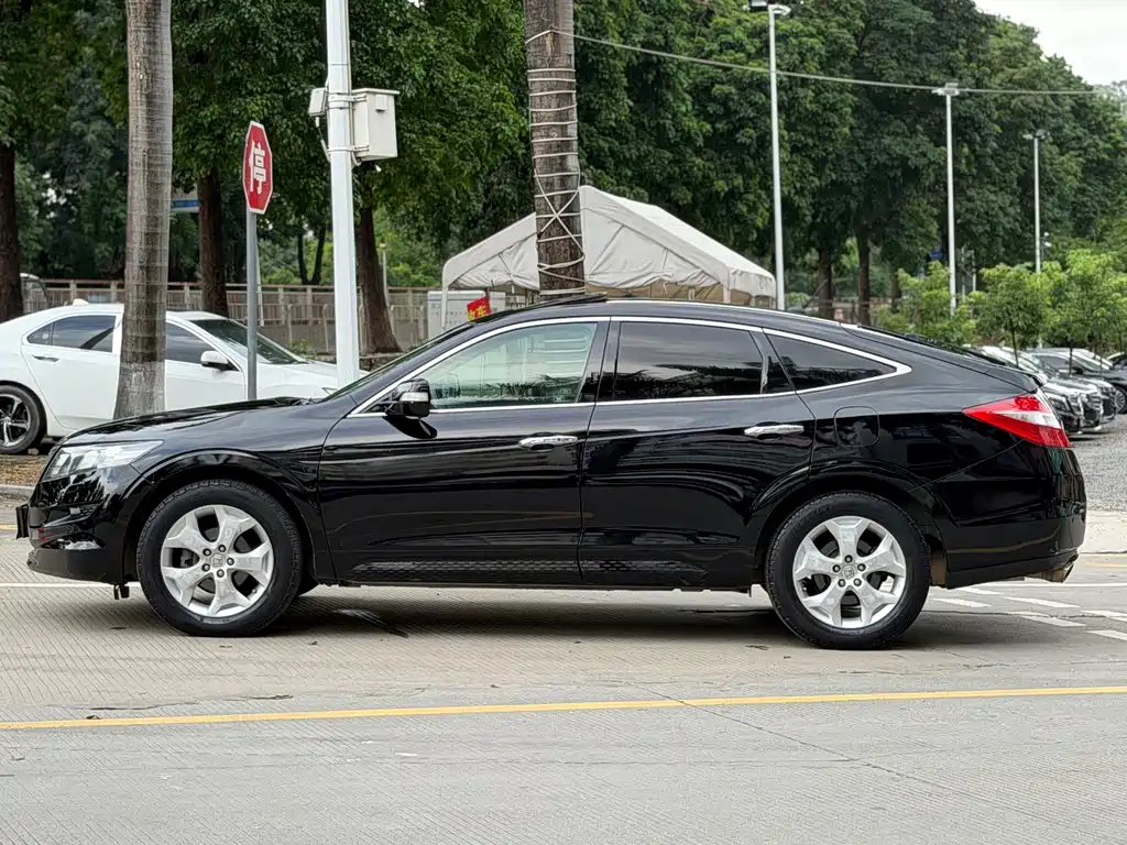 Honda Crosstour — миниатюра 14