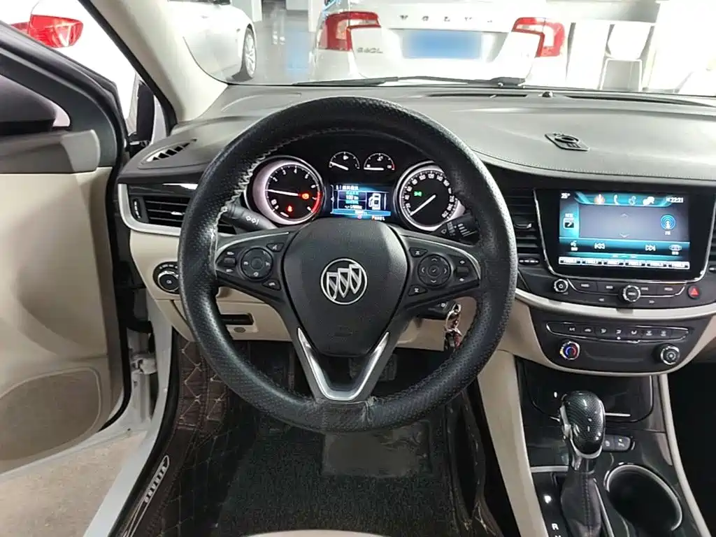 Buick Verano — миниатюра 11
