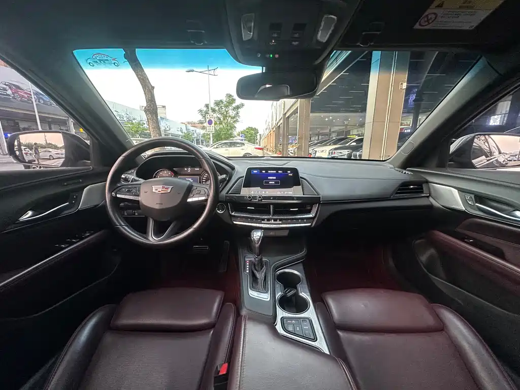 Cadillac CT4 — миниатюра 9