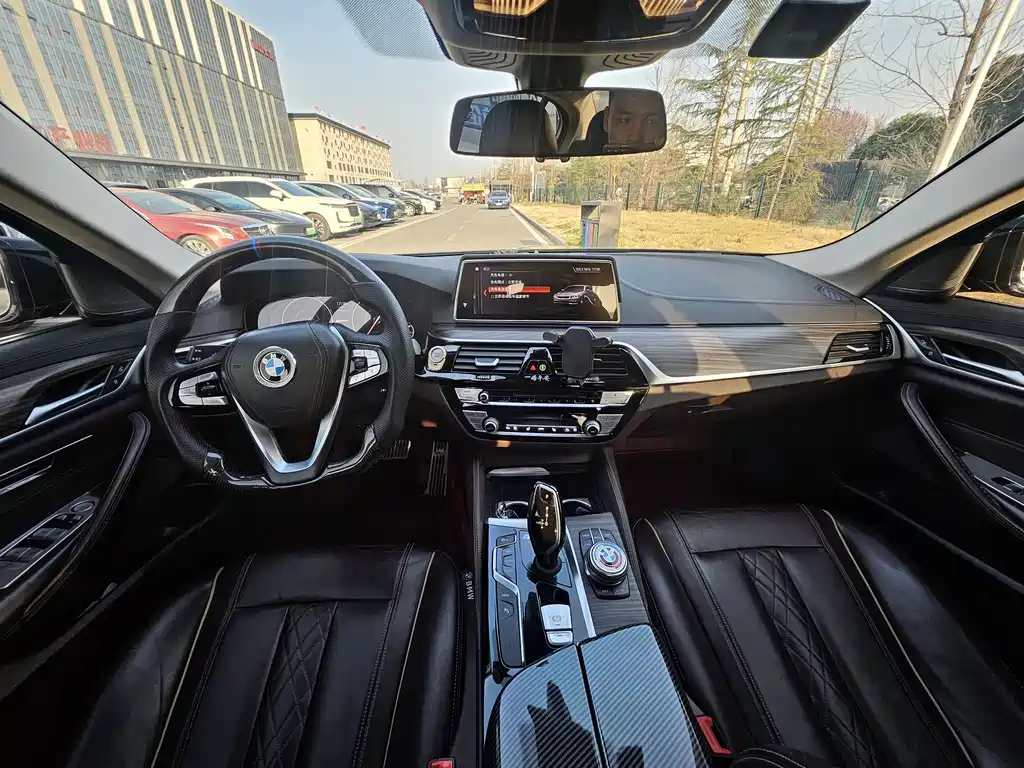 BMW 5 SERIES NEW ENERGY