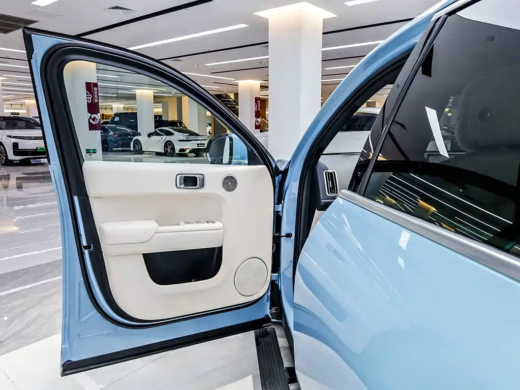 Li Auto Li L7 — миниатюра 9