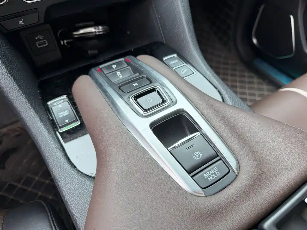 Honda UR-V — миниатюра 9