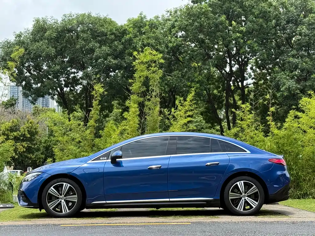 Mercedes-Benz EQE 2022 350 Luxury