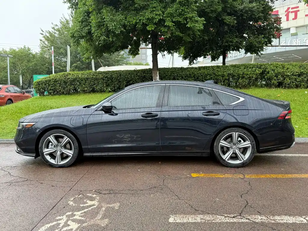 Honda Accord New Energy — миниатюра 3