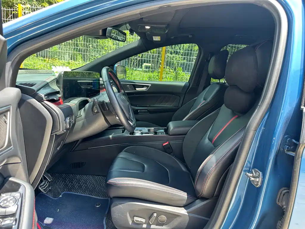 Ford Edge — миниатюра 10