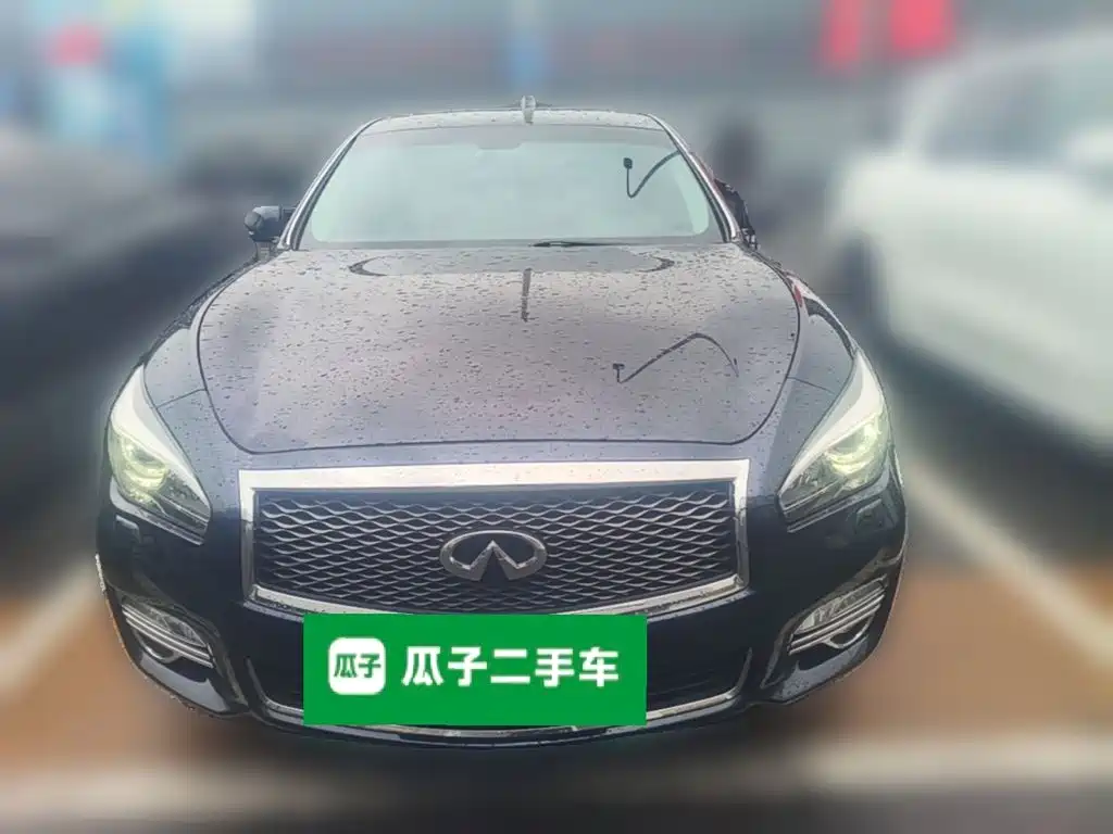 Infiniti Q70 — миниатюра 5
