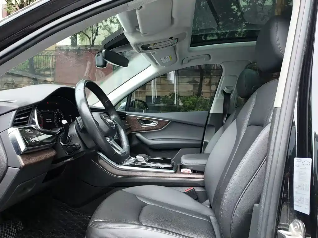 Audi Q7 2022 55 TFSI quattro S line Sport