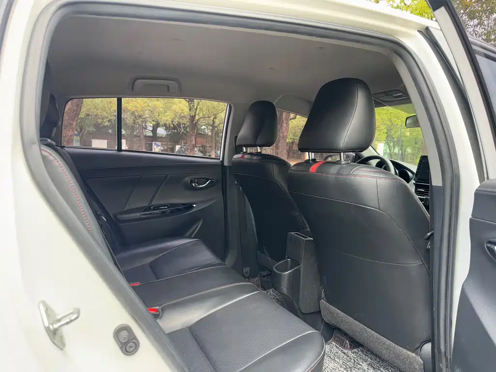 TOYOTA YARIS L ZHIXUAN