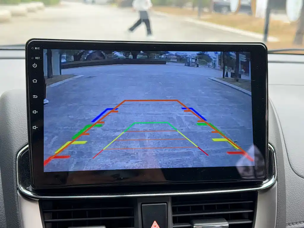 TOYOTA YARIS L ZHIXUAN