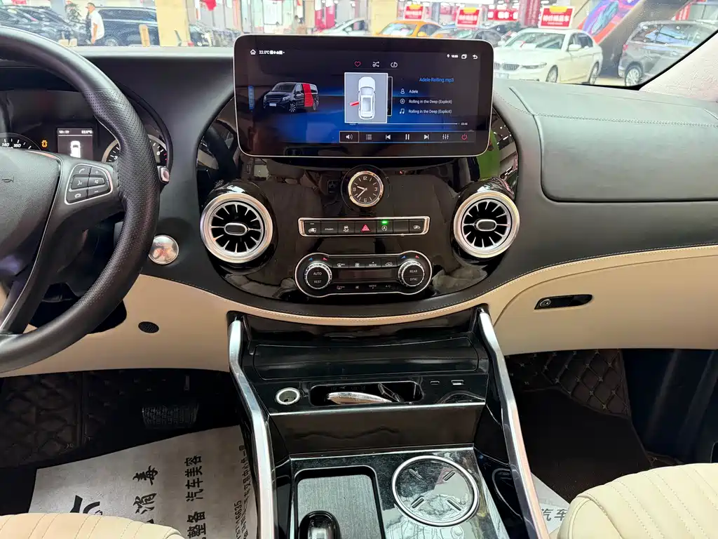 Mercedes-Benz Vito — миниатюра 16